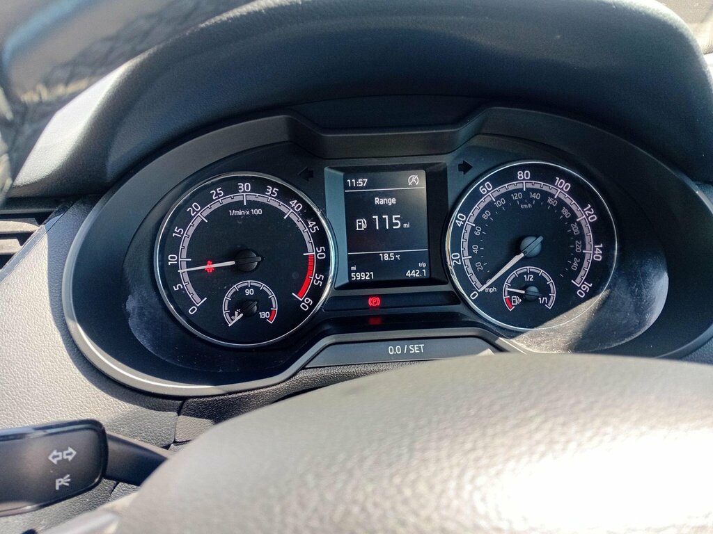 Skoda Octavia 2.0 Tsi 245 Vrs Black Pack Red #26
