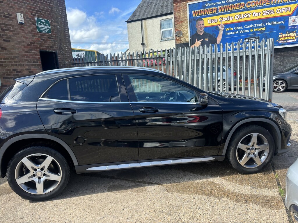 Mercedes-Benz GLA Class Suv 2.1 Gla200 Cdi Amg Line 2015 Black #4