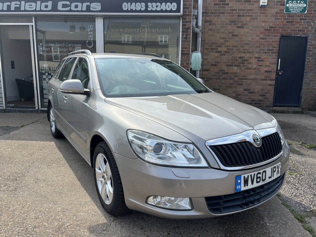 Skoda Octavia Estate 1.6 Tdi Elegance 2010 Beige #3