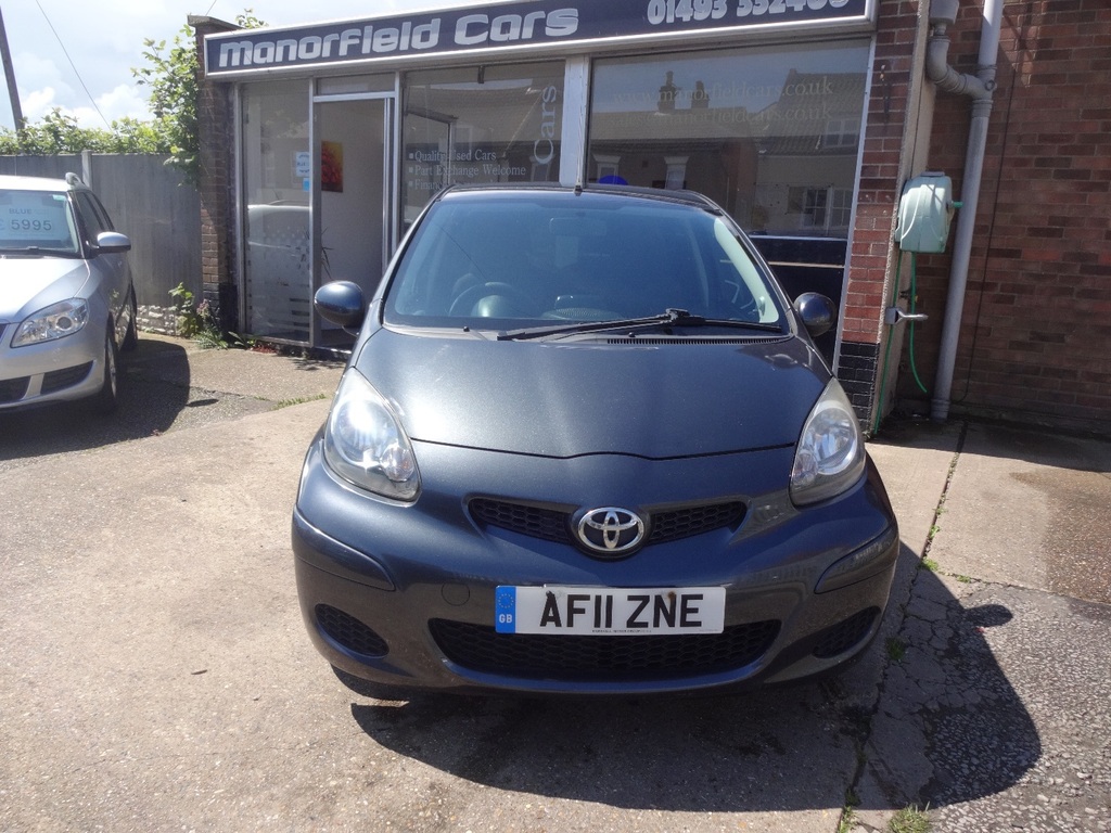 Toyota Aygo Hatchback Vvt-i Go 201111 Grey #2