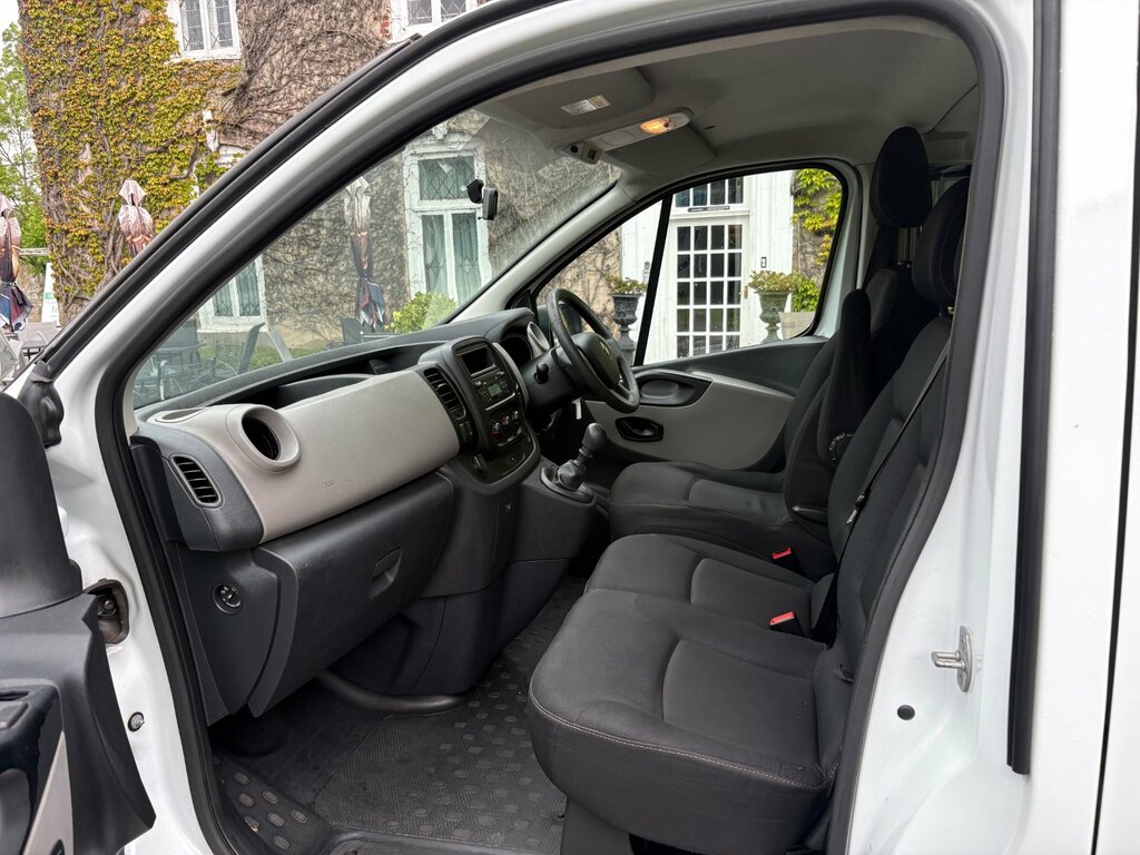 Renault Trafic Lwb L2h1 Low #9