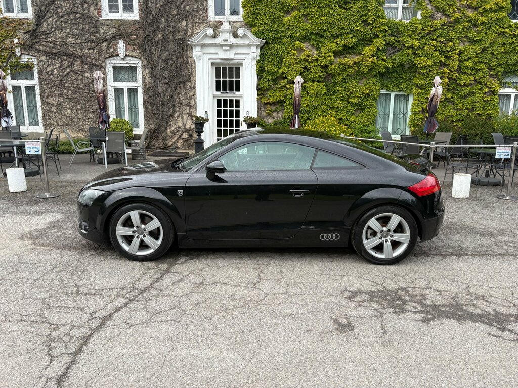 Audi TT 2.0 Tfsi Coupe Euro 4 200 Ps MF57GKE Black #2