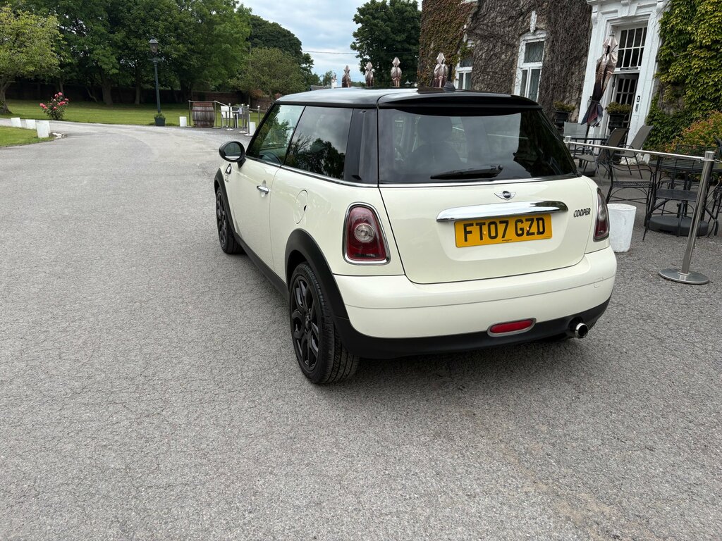 Mini Hatch 1.6 Cooper Hatchback Euro 4 120 White #3
