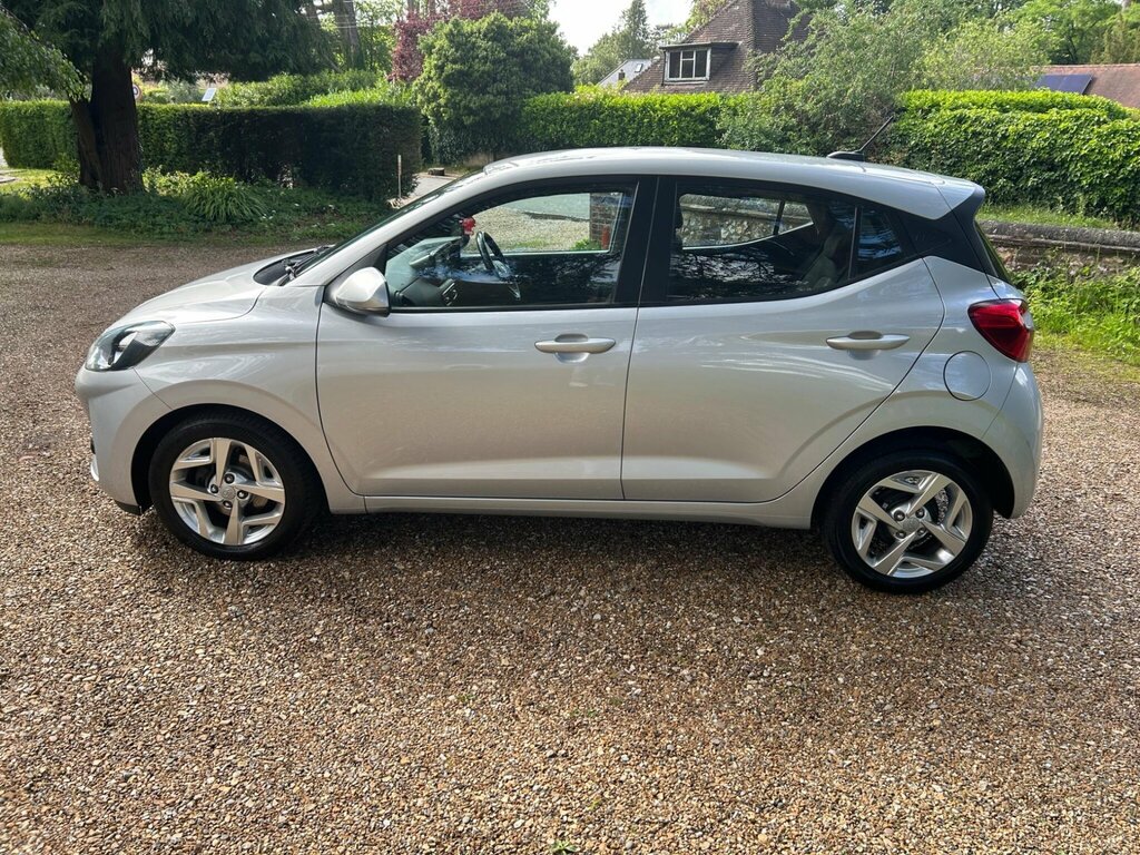 Hyundai I10 1.0 Se Connect Euro 6 Ss DX71WPL Grey #2