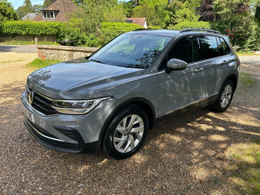 Volkswagen Tiguan 1.5 Tsi Life Dsg Euro 6 Ss CK21FBE Grey #4