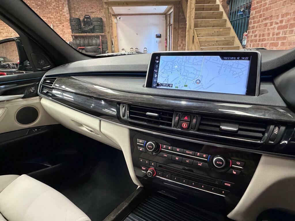 BMW X5 X5 M50d Black #35