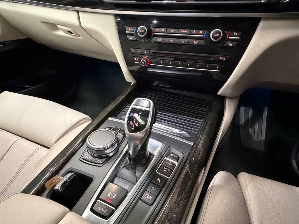 BMW X5 X5 M50d Black #36