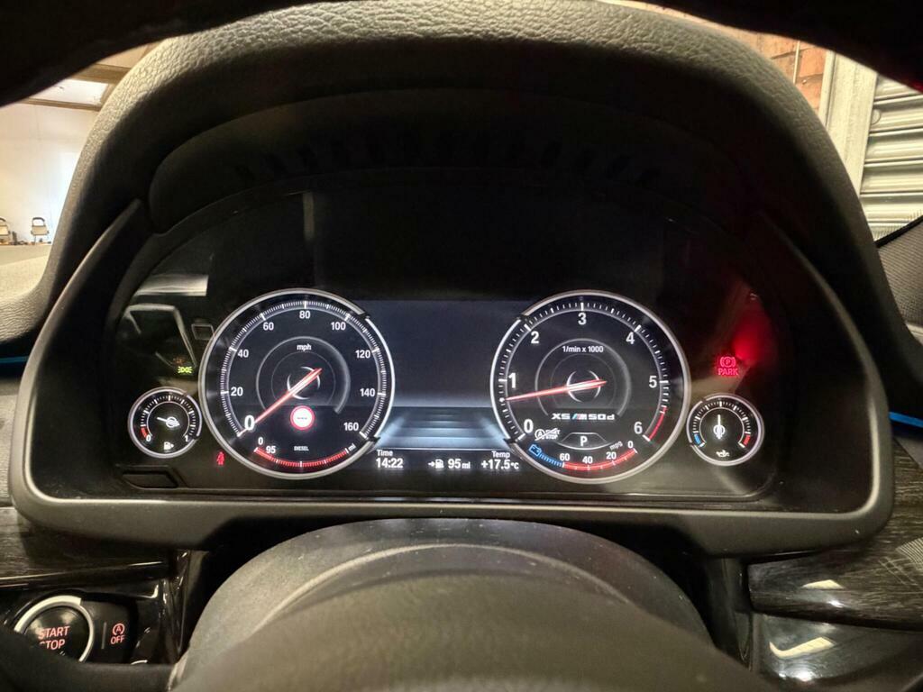 BMW X5 X5 M50d Black #38