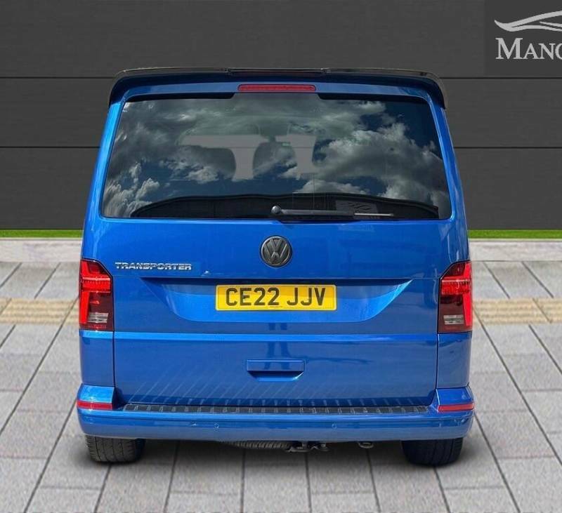 Volkswagen Transporter 2.0 Tdi T32 Highline Kombi Dsg Fwd Swb Euro 6 Ss CE22JJV Blue #6