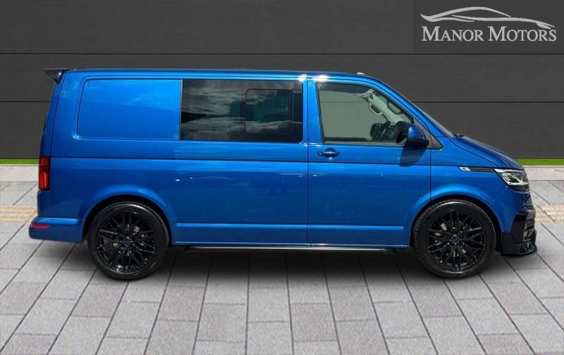 Volkswagen Transporter 2.0 Tdi T32 Highline Kombi Dsg Fwd Swb Euro 6 Ss CE22JJV Blue #4