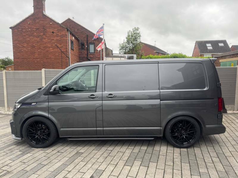 Volkswagen Transporter 2.0 Tdi T28 Highline Dsg Fwd Swb Euro 6 Ss Grey #3