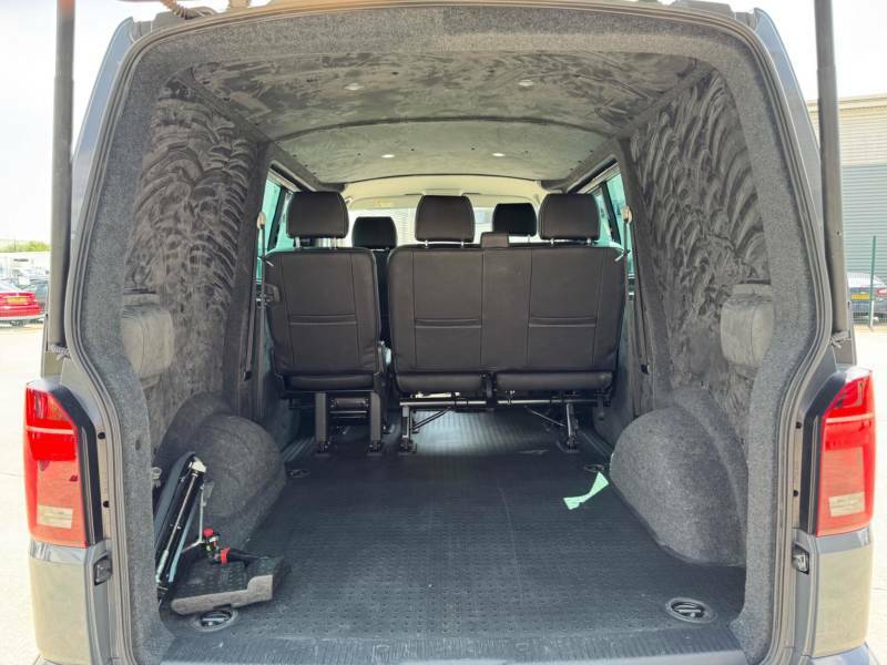 Volkswagen Transporter 2.0 Tdi T32 Highline Kombi Dsg Fwd Swb Euro 6 Ss Grey #5