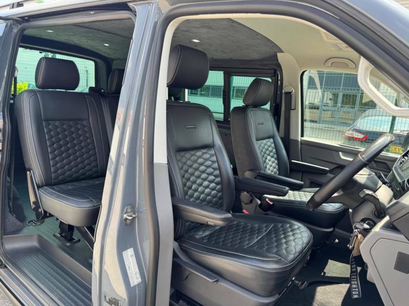 Volkswagen Transporter 2.0 Tdi T32 Highline Kombi Dsg Fwd Swb Euro 6 Ss Grey #2