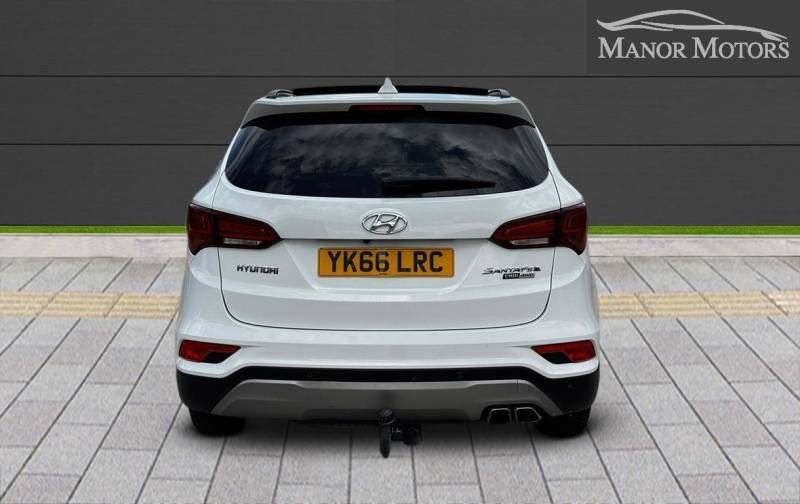 Hyundai Santa Fe 2.2 Crdi Blue Drive Wiggins Edition 4Wd Euro White #4