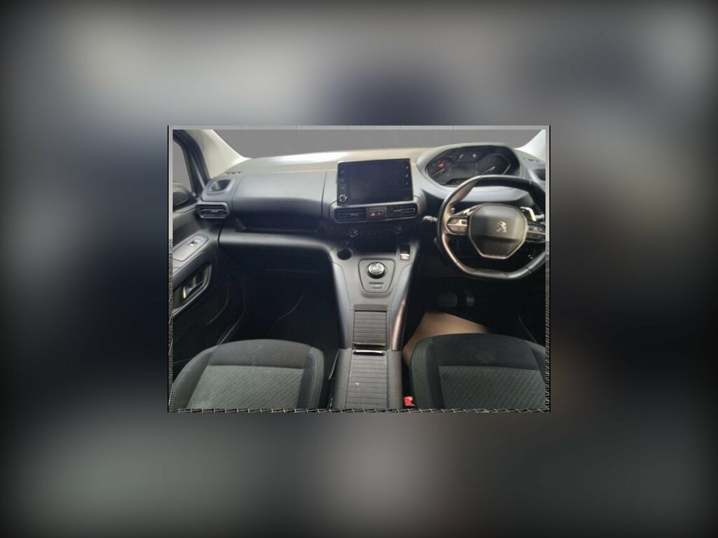 Peugeot Rifter 1.5 Bluehdi 130 Allure 7 Seats Red #2