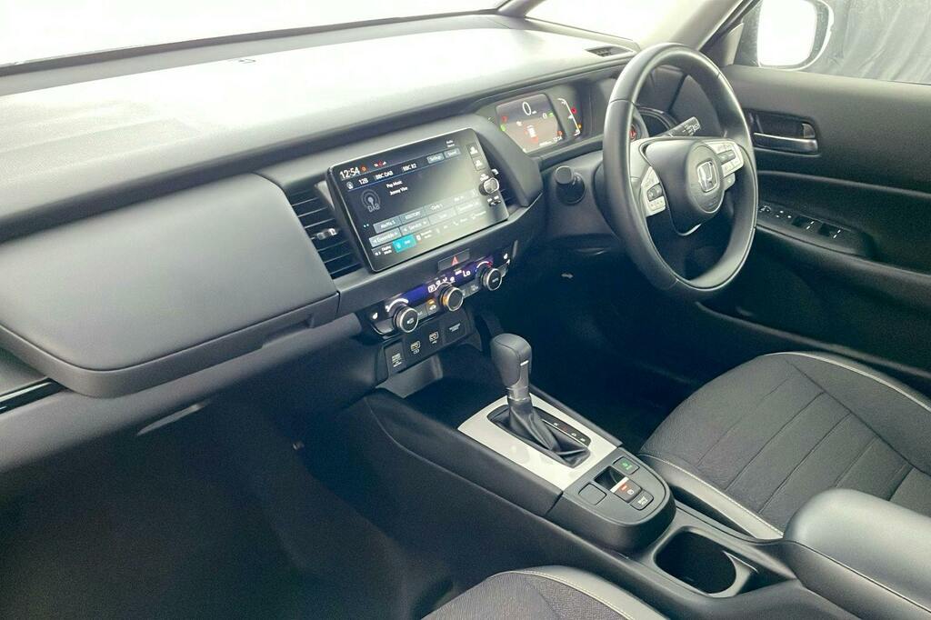 Honda Jazz 1.5 H I Mmd Crosstar Advance Hatchback SB74OAZ Black #2