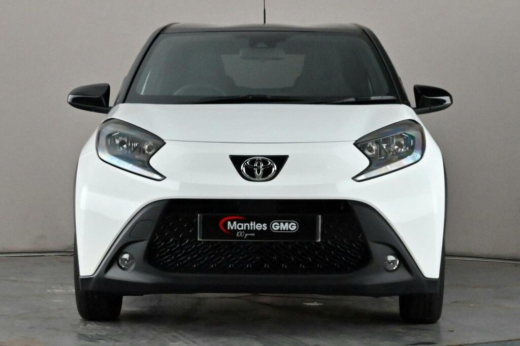 Toyota Aygo X 1.0 Vvt I Edge Hatchback X Shift Ss LL74OVC White #2
