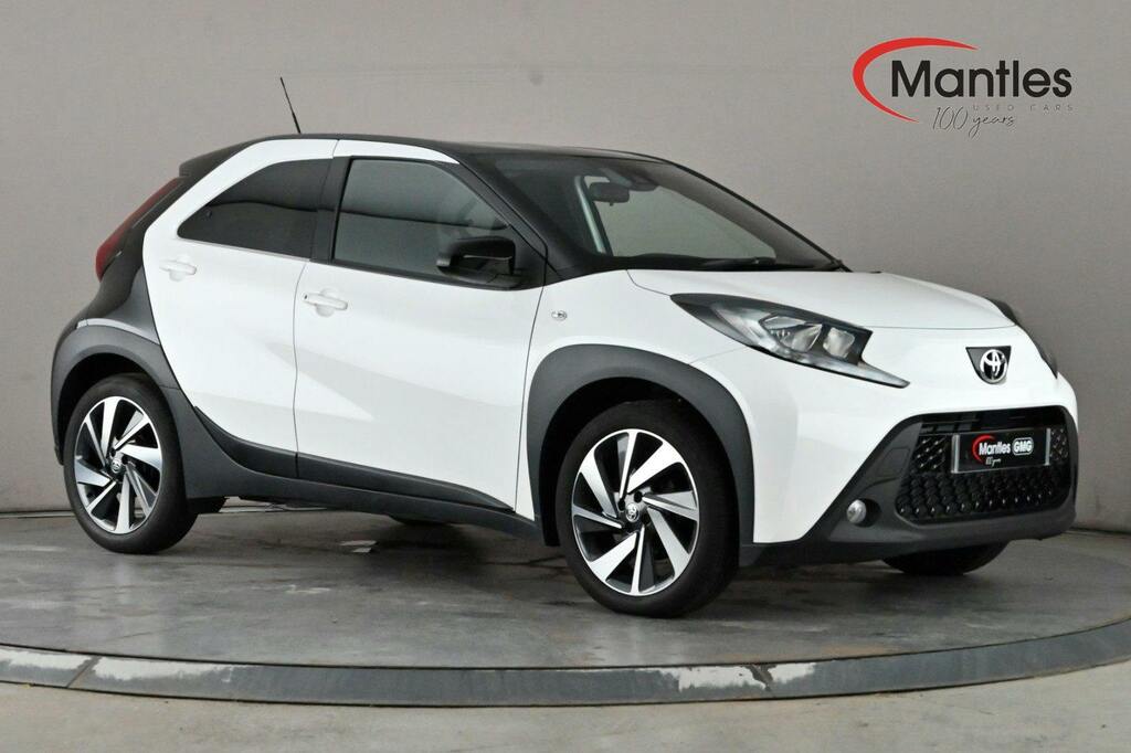 Toyota Aygo X 1.0 Vvt I Edge Hatchback X Shift Ss White