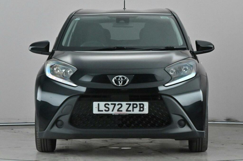 Toyota Aygo X 1.0 Vvt I Pure Hatchback Ss LS72ZPB Black #2