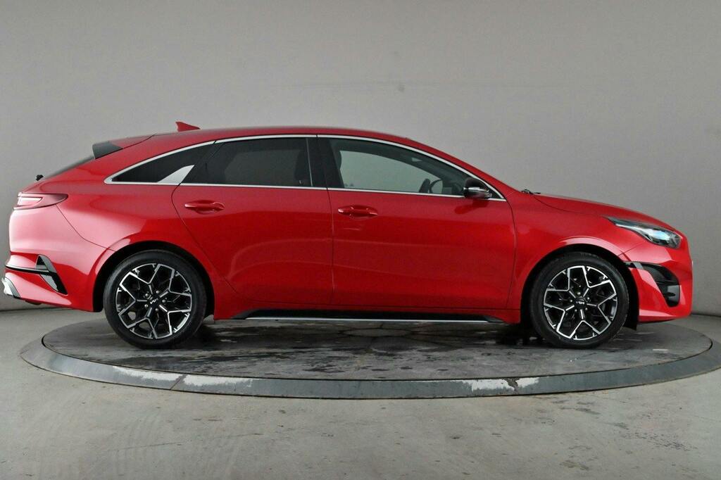 Kia Proceed 1.5 T Gdi Gt Line Shooting Brake Red #3