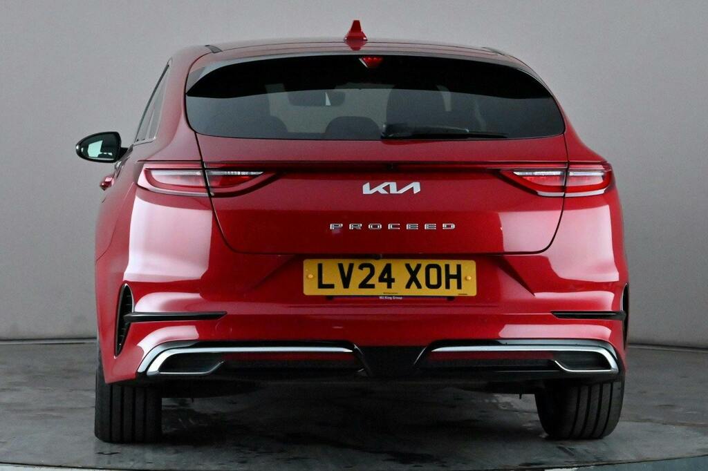 Kia Proceed 1.5 T Gdi Gt Line Shooting Brake Red #5