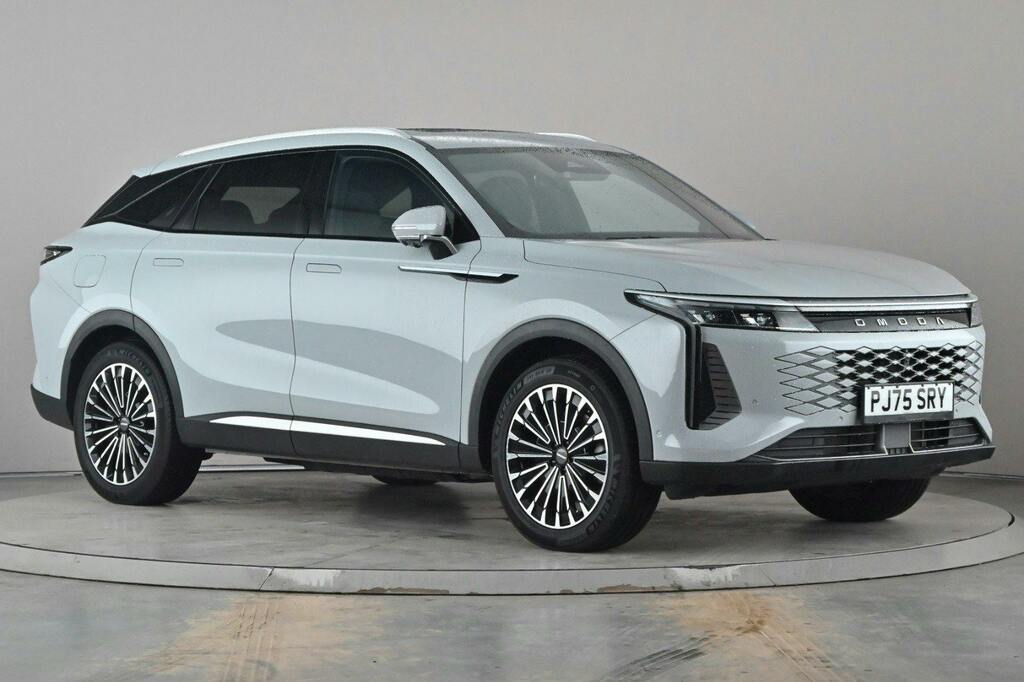 Omoda 9 1.5T Shs 34.46Kwh Noble Suv Plug In Hyb Grey
