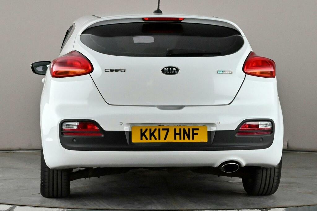 Kia Proceed 1.6 Crdi 2 Hatchback Dct Ss White #5