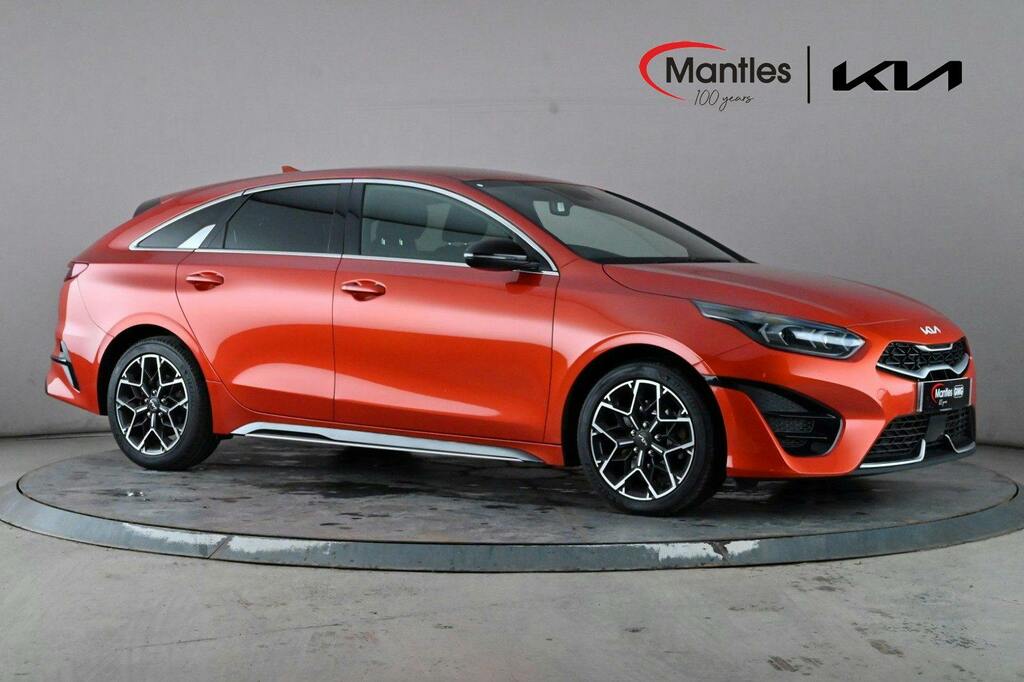 Kia Proceed 1.5 T Gdi Gt Line Shooting Brake Orange