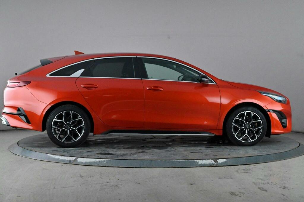 Kia Proceed 1.5 T Gdi Gt Line Shooting Brake Orange #3