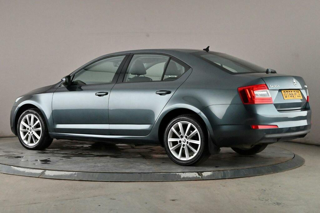Skoda Octavia 1.4 Tsi Se L Hatchback Dsg Ss Grey #4