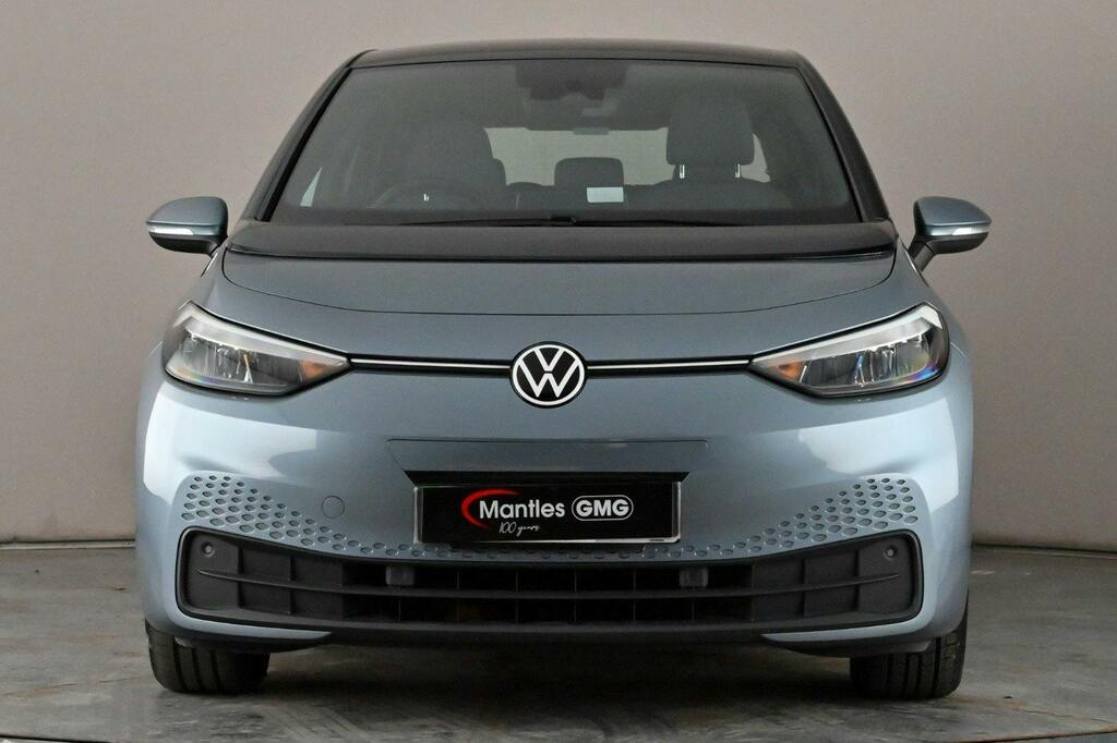 Volkswagen ID.3 Pro Performance 58Kwh Life Hatchback Blue #2