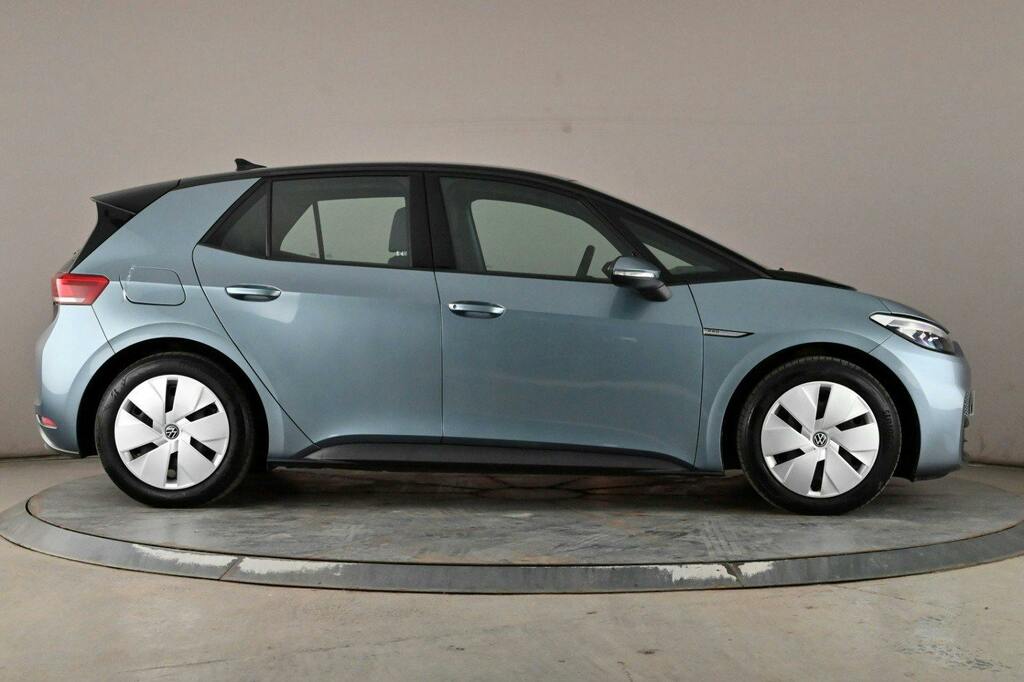 Volkswagen ID.3 Pro Performance 58Kwh Life Hatchback Blue #3