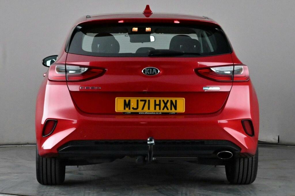 Kia Ceed 1.6 Crdi Mhev 2 Nav Hatchback Hybrid Ma Red #5