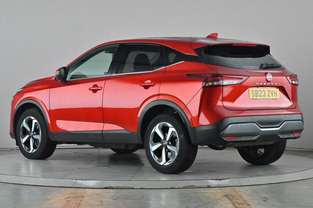 Nissan Qashqai 1.3 Dig T Mhev N Connecta Suv Hybrid Ma SD23ZVH Red #4