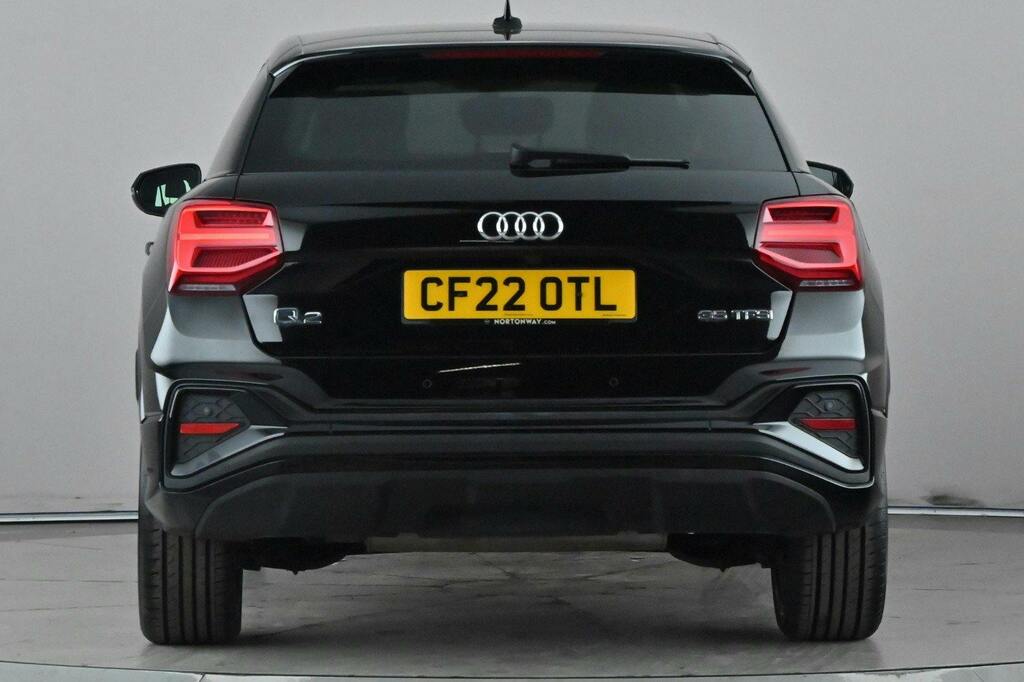 Audi Q2 1.5 Tfsi Cod 35 Black Edition Suv S Tro CF22OTL Black #5