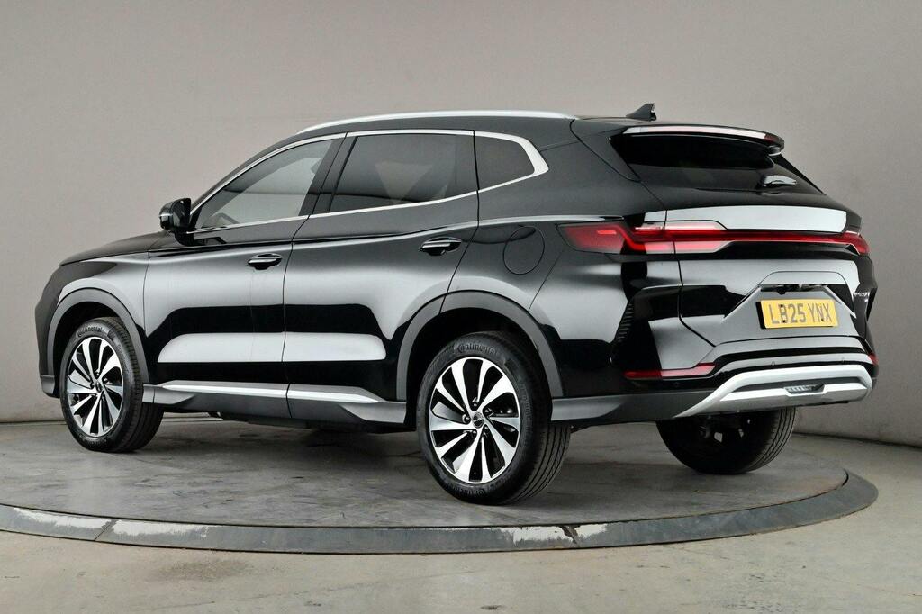 Byd Seal U 1.5 26.6Kwh Comfort Suv Plug In Hybrid Black #4