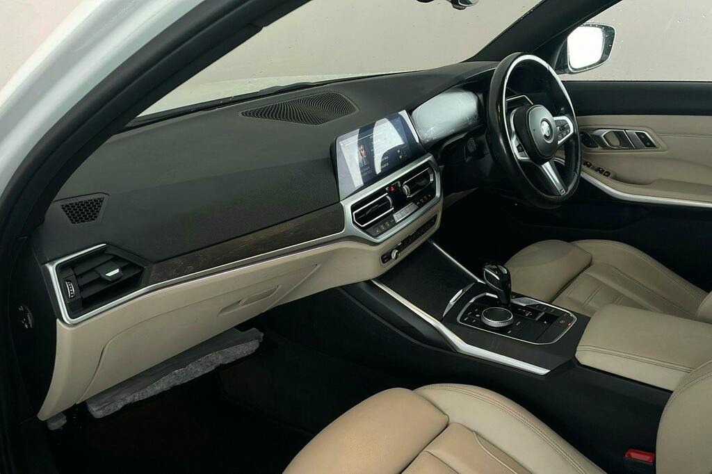 BMW 3 Series 318D Se Step Saloon Orange #28