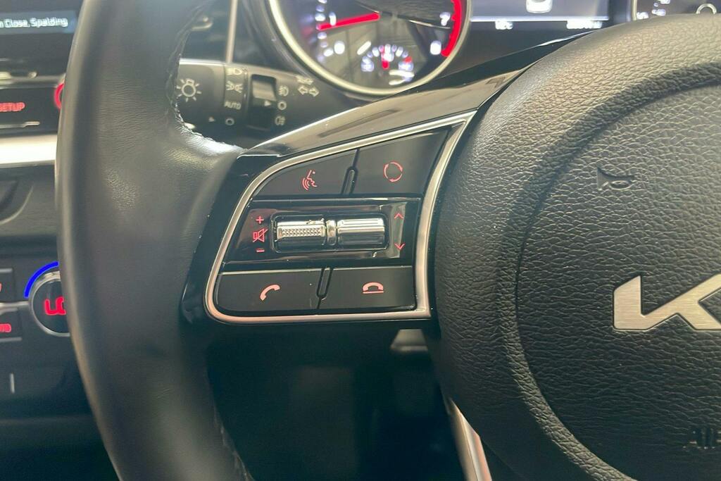 Kia Xceed 1.0T Gdi Isg 3 Black #16
