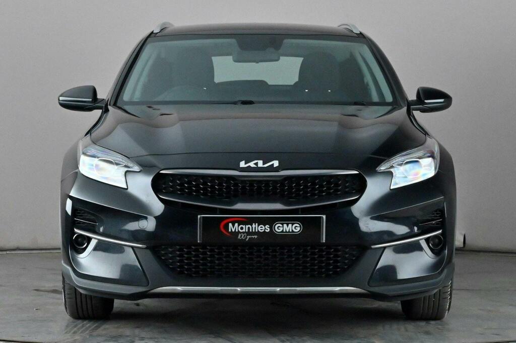 Kia Xceed 1.0 T Gdi 2 Suv Ss MW22JTO Black #2