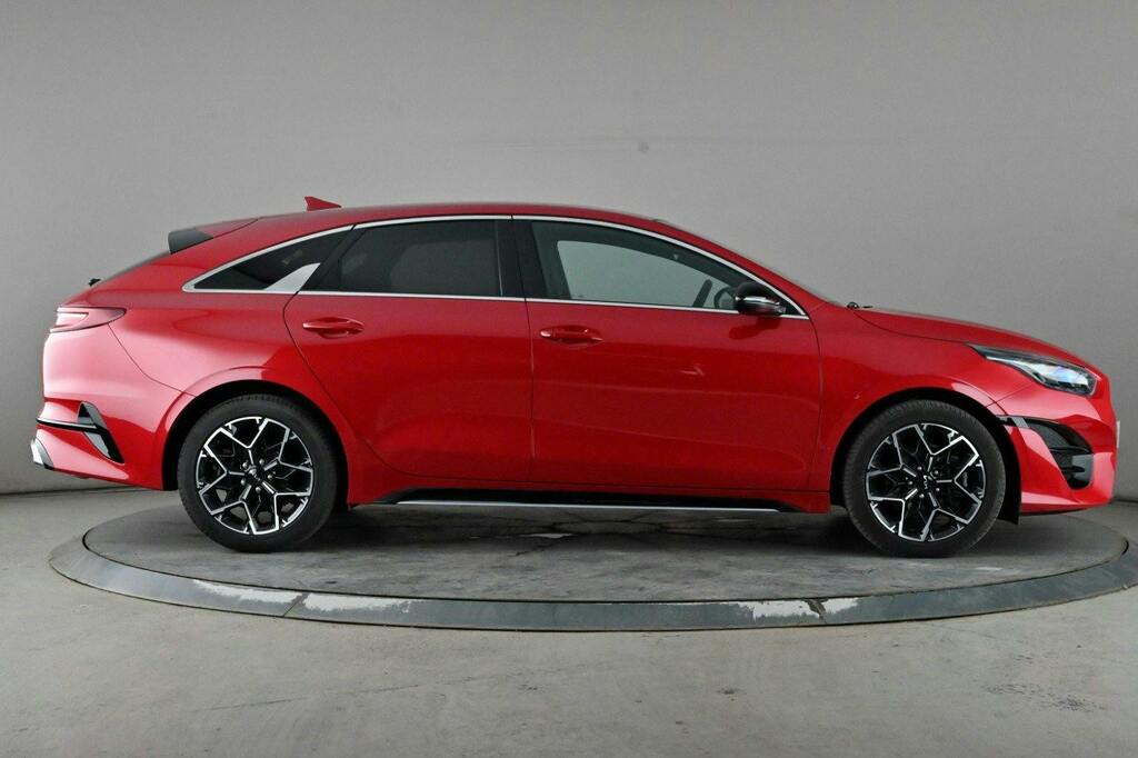 Kia Proceed 1.5 T Gdi Gt Line Shooting Brake Red #3
