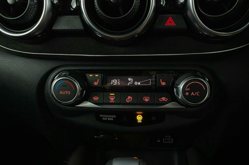 Nissan Juke 1.0 Dig-t Tekna Blue #13