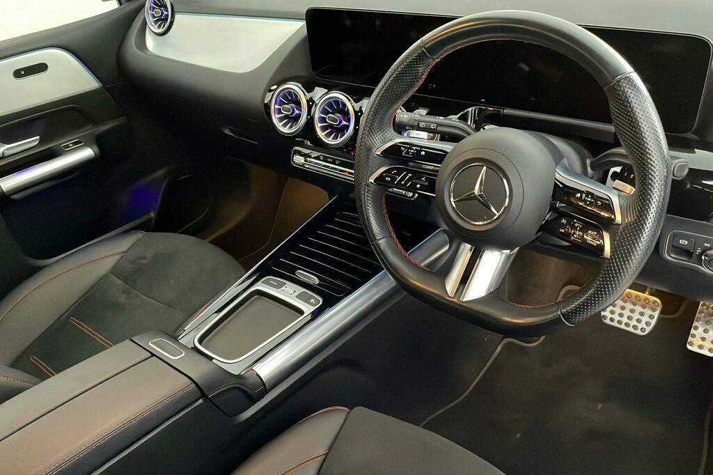 Mercedes-Benz B Class B 200 D Amg Line Executive Silver #13