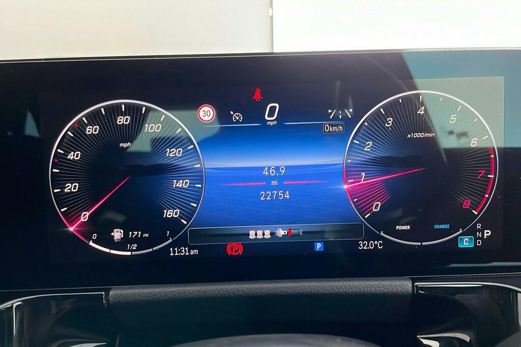 Mercedes-Benz B Class B 200 D Amg Line Executive Silver #11