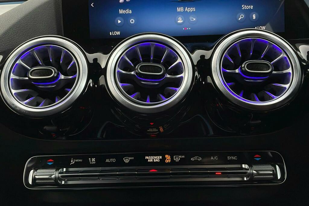 Mercedes-Benz B Class B 200 D Amg Line Executive Silver #16
