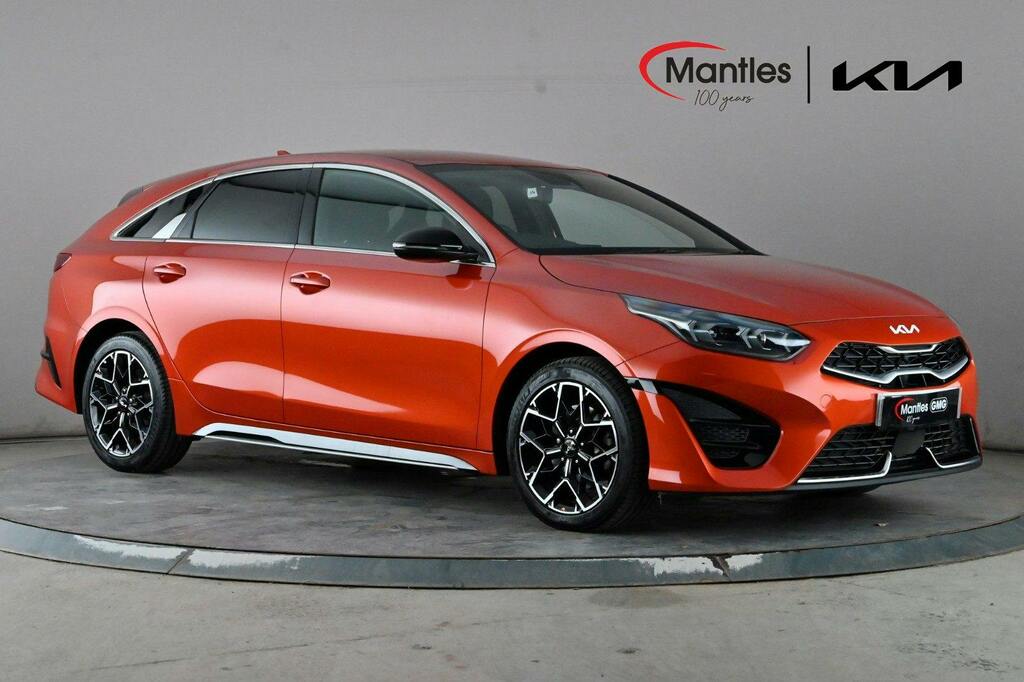 Kia Proceed 1.5 T Gdi Gt Line Shooting Brake Orange