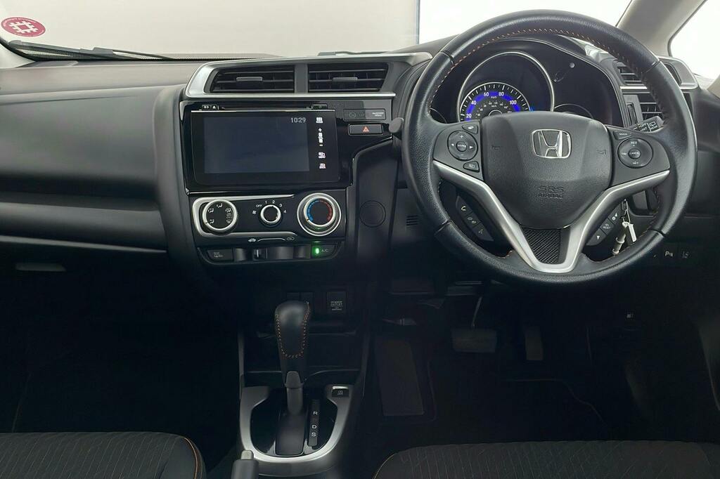 Honda Jazz 1.5 I Vtec Sport Navi Hatchback Cvt S Red #4