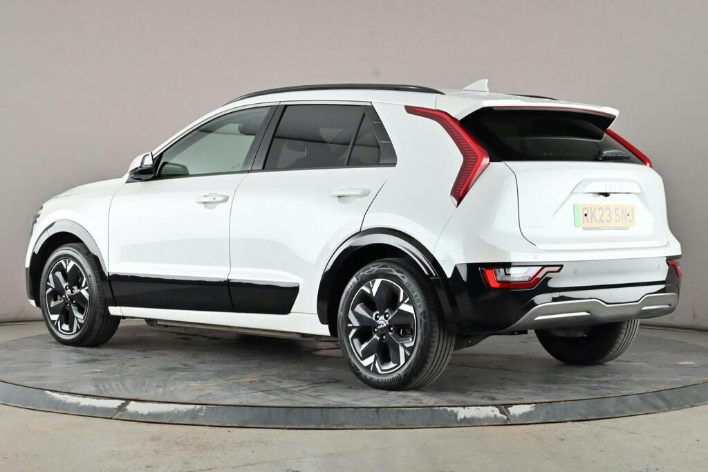 Kia e-Niro 64.8Kwh 4 Suv White #5