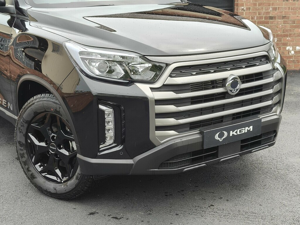 SsangYong Musso 3500 Discount Black #2