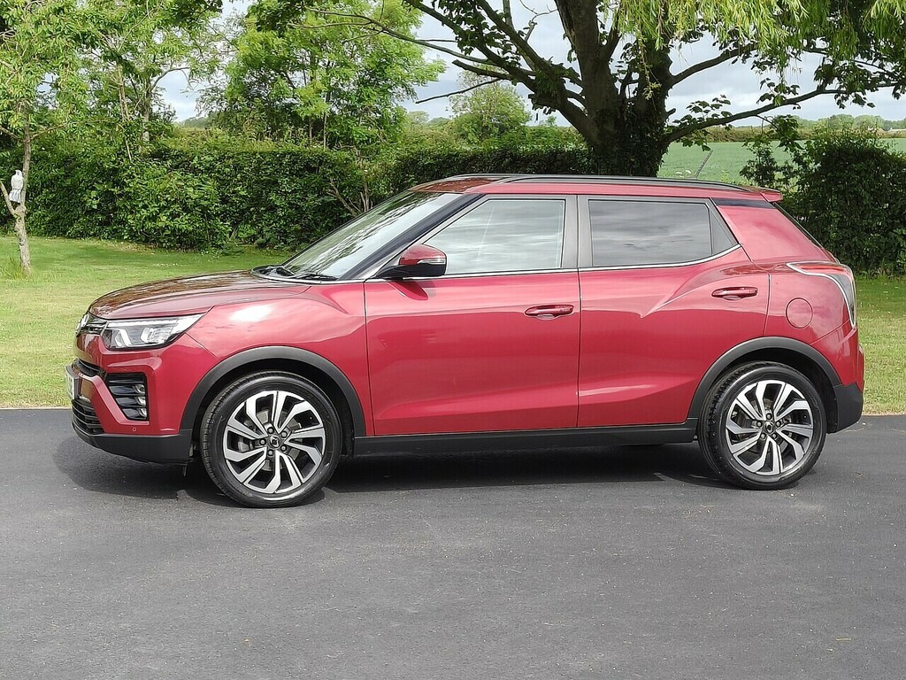 SsangYong Tivoli 1.5T-gdi Ultimate Red #4
