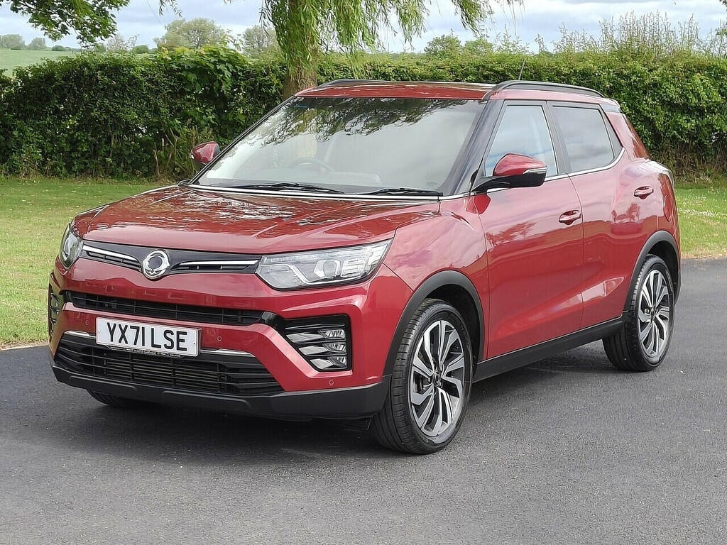 SsangYong Tivoli 1.5T-gdi Ultimate Red #3